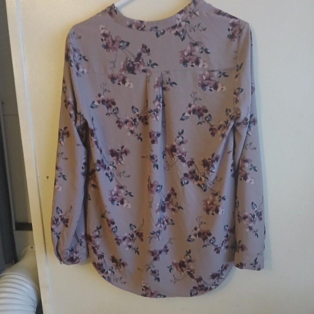 Hilary Radley women's floral print blouse Size small 100% polyester - Picture 4 of 6